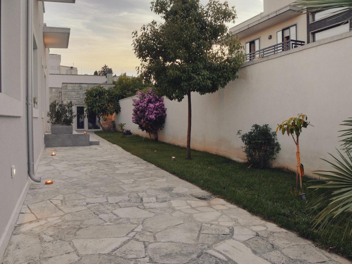 Adele E Il Duca Bed And Breakfast Lecce Exterior photo