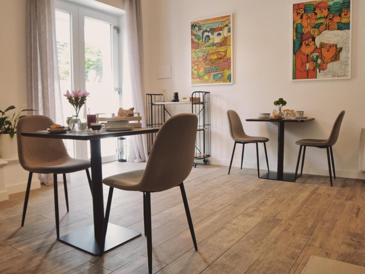Adele E Il Duca Bed And Breakfast Lecce Exterior photo