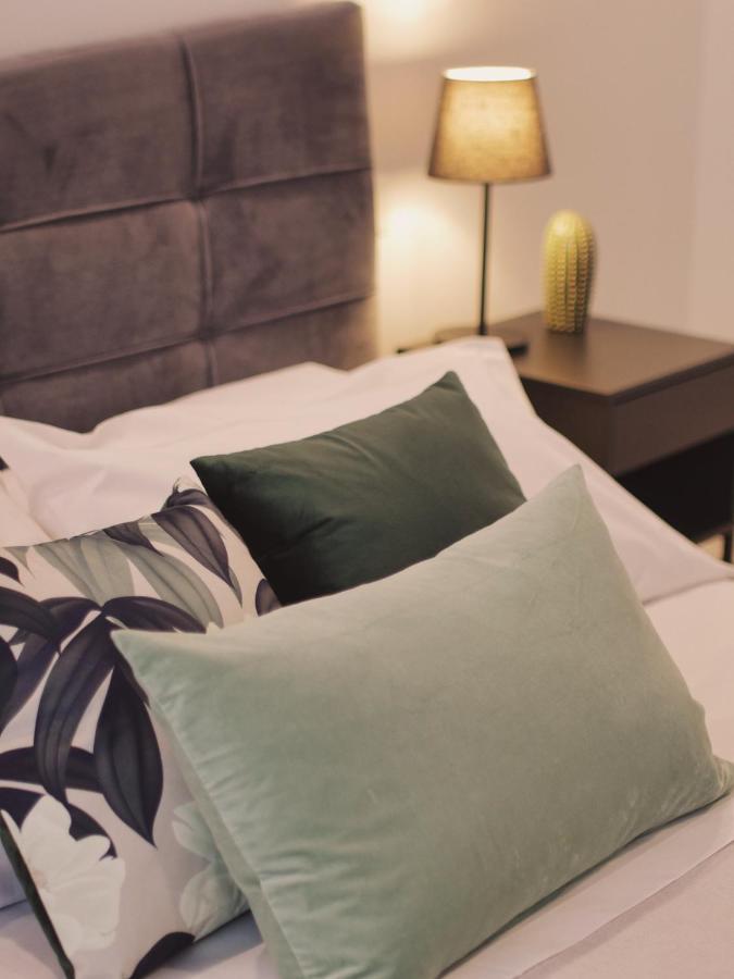 Adele E Il Duca Bed And Breakfast Lecce Exterior photo